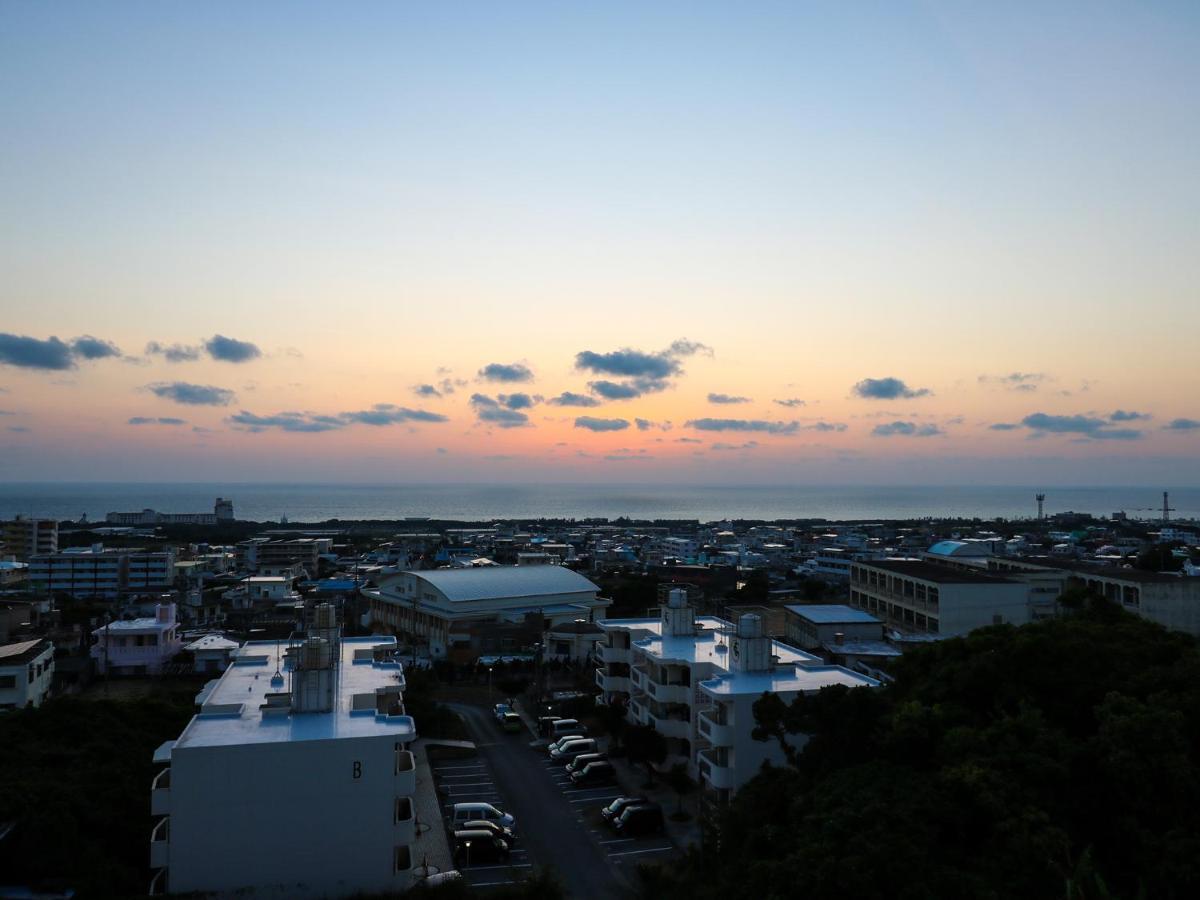Okinawa United Resort Yomitan מראה חיצוני תמונה